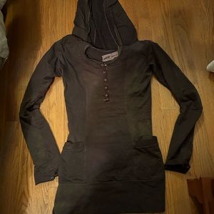 Crossfox fleece dress